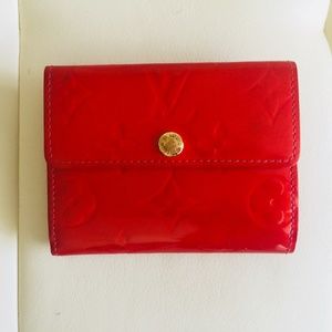 AUTHENTIC Louis Vutton  Red Vernis Ludlow Wallet